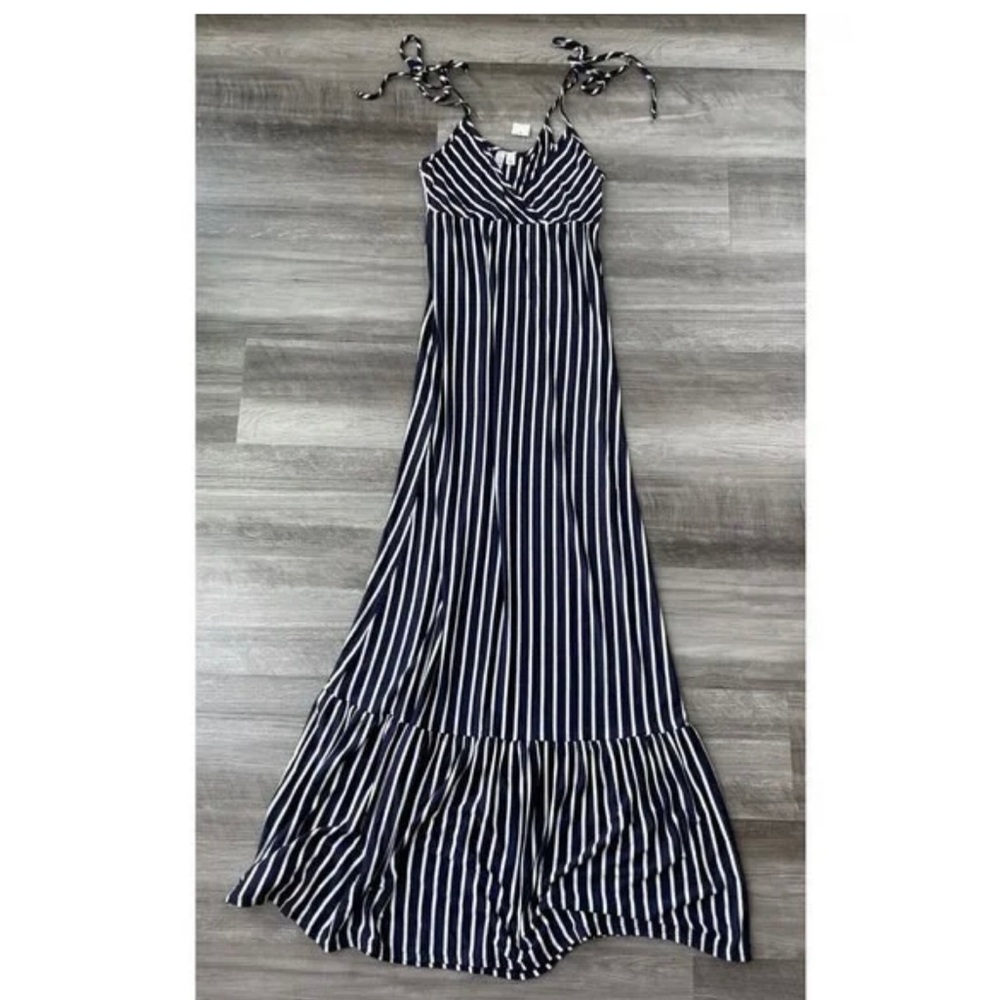 Navy Striped Sleeveless V-Neck Maxi Dress
